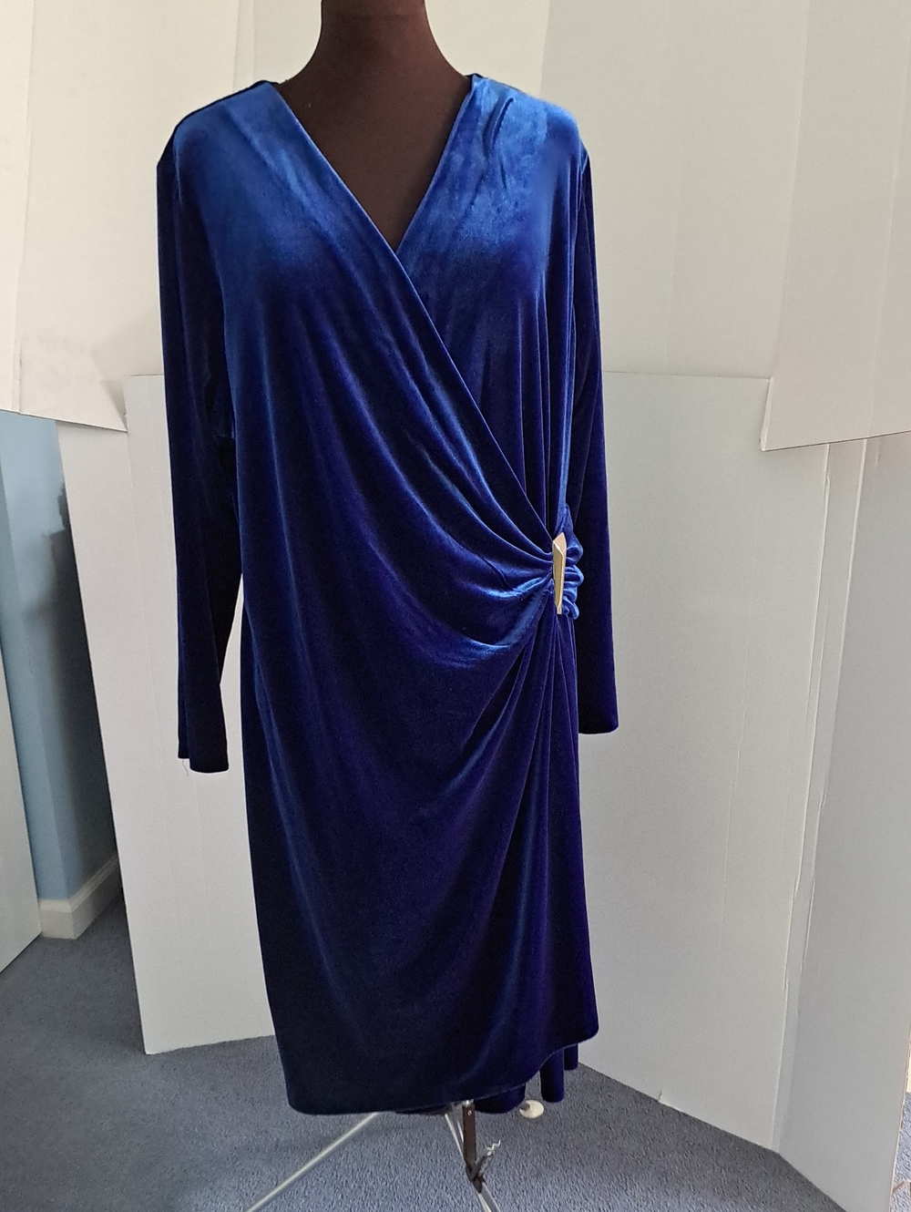 Calvin Klein Royal Blue Velvet Wrap Long Sleeve Dress Size: 22W